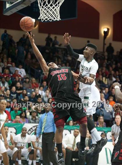 Thumbnail 2 in Hoover vs Lincoln (CIF SDS D2 Final) photogallery.