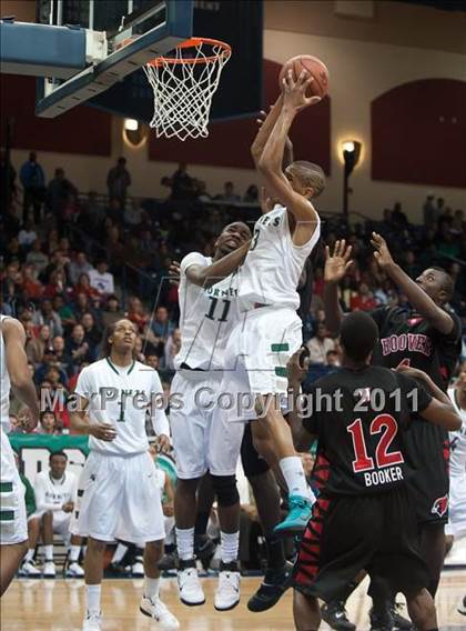 Thumbnail 3 in Hoover vs Lincoln (CIF SDS D2 Final) photogallery.