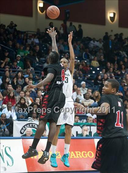 Thumbnail 3 in Hoover vs Lincoln (CIF SDS D2 Final) photogallery.
