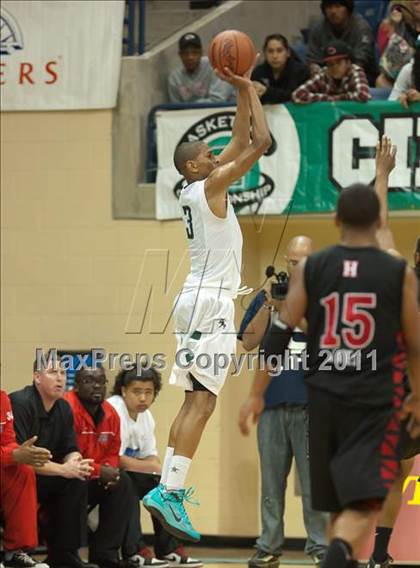 Thumbnail 2 in Hoover vs Lincoln (CIF SDS D2 Final) photogallery.
