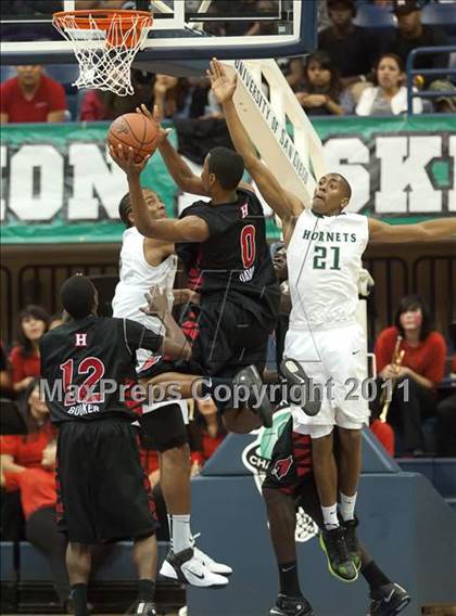 Thumbnail 3 in Hoover vs Lincoln (CIF SDS D2 Final) photogallery.