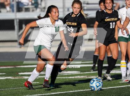 Thumbnail 2 in Logan vs. Snow Canyon (UHSAA 4A Semifinal) photogallery.