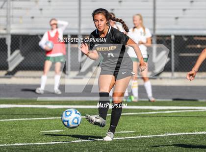 Thumbnail 3 in Logan vs. Snow Canyon (UHSAA 4A Semifinal) photogallery.