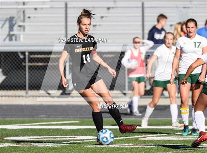 Thumbnail 3 in Logan vs. Snow Canyon (UHSAA 4A Semifinal) photogallery.