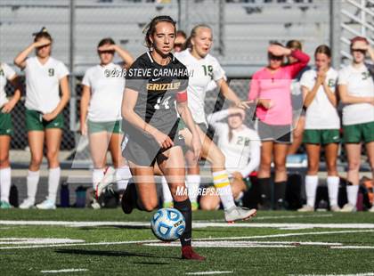 Thumbnail 2 in Logan vs. Snow Canyon (UHSAA 4A Semifinal) photogallery.