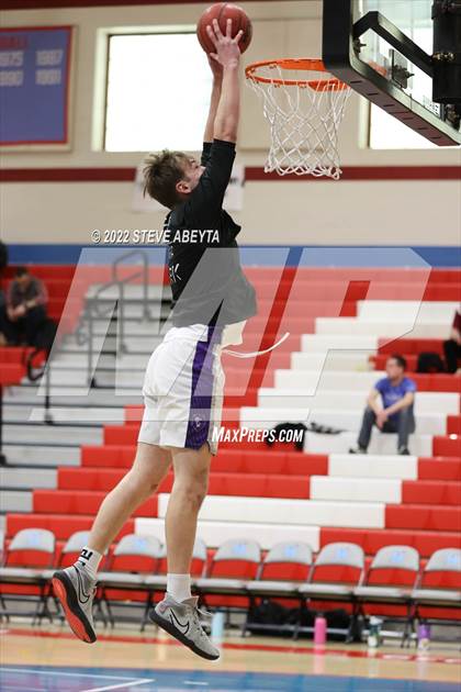 Thumbnail 2 in Lutheran vs Jefferson Academy (Manual High School) photogallery.