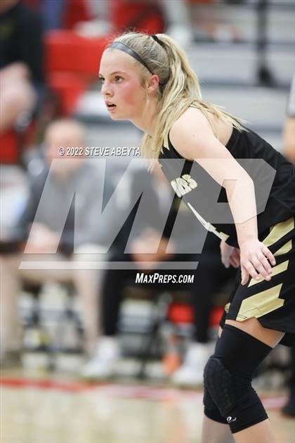 Thumbnail 3 in Lutheran vs Jefferson Academy (Manual High School) photogallery.