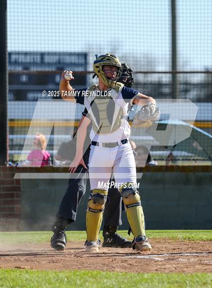 Thumbnail 2 in Lindsay @ Perrin-Whitt photogallery.