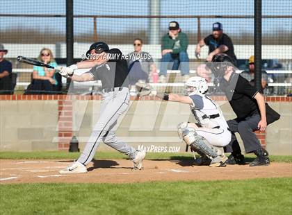 Thumbnail 2 in Lindsay @ Perrin-Whitt photogallery.