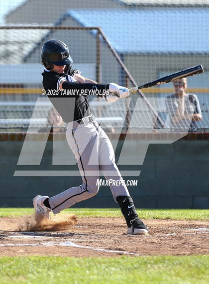 Thumbnail 1 in Lindsay @ Perrin-Whitt photogallery.