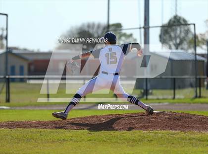 Thumbnail 1 in Lindsay @ Perrin-Whitt photogallery.