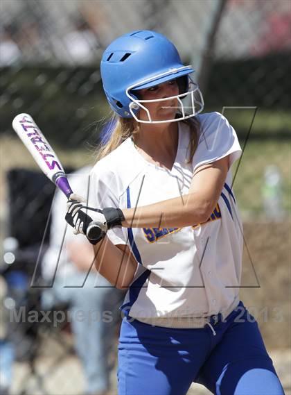 Thumbnail 2 in Canyon vs. Serrano (Hi Desert Classic) photogallery.