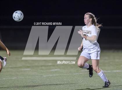 Thumbnail 1 in Bow vs. Hanover (NHIAA D2 Semifinal) photogallery.