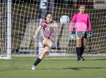 Thumbnail 1 in Bow vs. Hanover (NHIAA D2 Semifinal) photogallery.