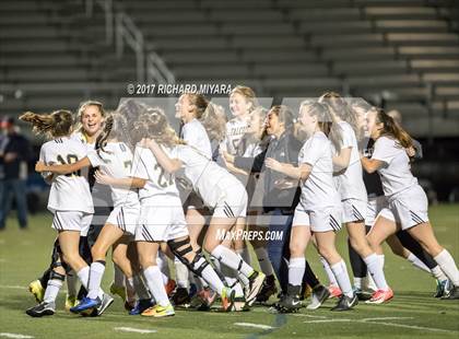 Thumbnail 1 in Bow vs. Hanover (NHIAA D2 Semifinal) photogallery.