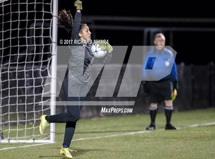 Thumbnail 2 in Bow vs. Hanover (NHIAA D2 Semifinal) photogallery.