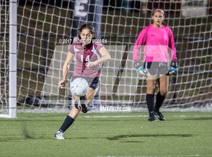 Thumbnail 3 in Bow vs. Hanover (NHIAA D2 Semifinal) photogallery.