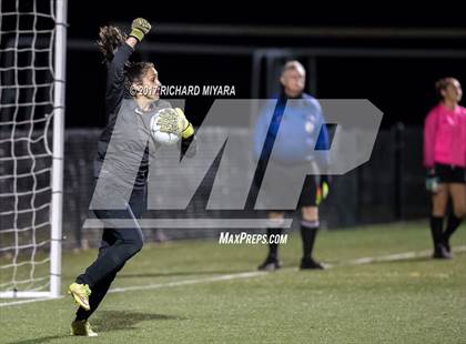 Thumbnail 3 in Bow vs. Hanover (NHIAA D2 Semifinal) photogallery.