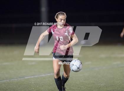 Thumbnail 1 in Bow vs. Hanover (NHIAA D2 Semifinal) photogallery.