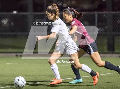 Thumbnail 2 in Bow vs. Hanover (NHIAA D2 Semifinal) photogallery.