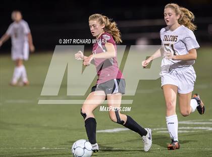 Thumbnail 2 in Bow vs. Hanover (NHIAA D2 Semifinal) photogallery.