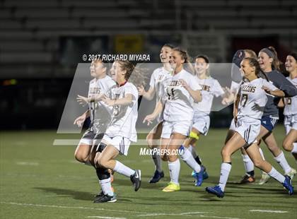 Thumbnail 2 in Bow vs. Hanover (NHIAA D2 Semifinal) photogallery.