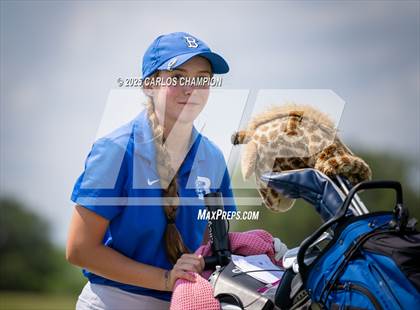 Thumbnail 1 in UIL 4A Golf Finals photogallery.