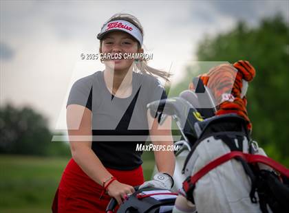 Thumbnail 3 in UIL 4A Golf Finals photogallery.