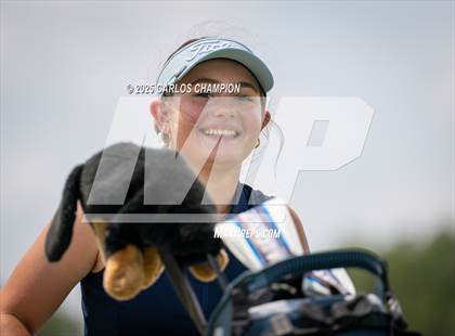 Thumbnail 2 in UIL 4A Golf Finals photogallery.