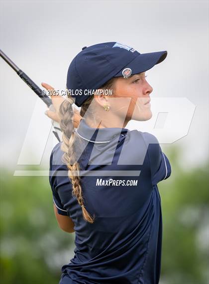 Thumbnail 2 in UIL 4A Golf Finals photogallery.