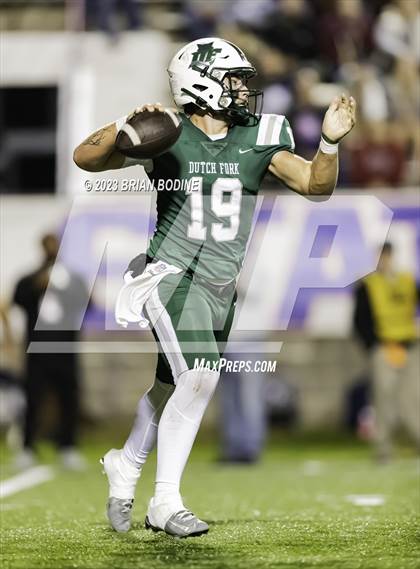 Thumbnail 3 in White Knoll vs Dutch Fork (SCHSL 5A Championship) photogallery.