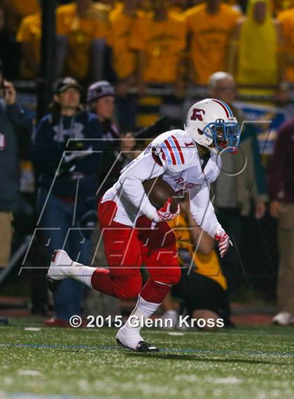 Thumbnail 3 in Archbishop Rummel @ Don Bosco Prep photogallery.