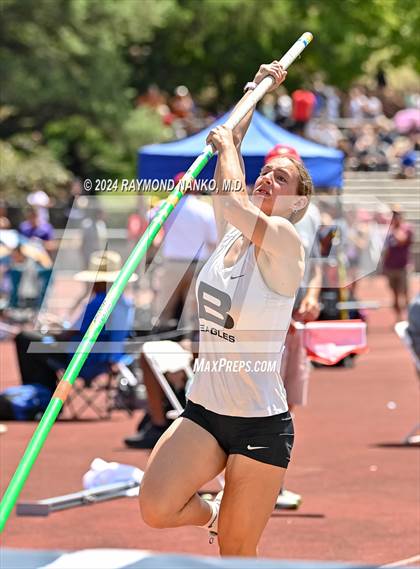Thumbnail 1 in IHSAA Finals (Pole Vault)  photogallery.
