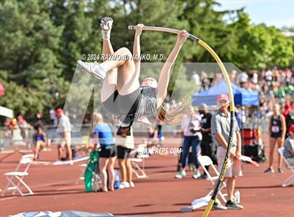Thumbnail 3 in IHSAA Finals (Pole Vault)  photogallery.