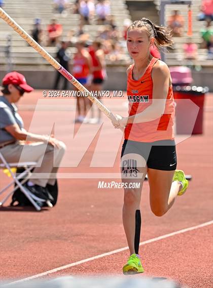 Thumbnail 1 in IHSAA Finals (Pole Vault)  photogallery.