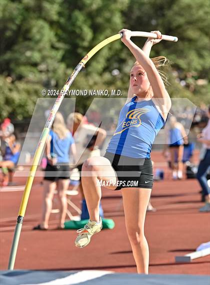 Thumbnail 2 in IHSAA Finals (Pole Vault)  photogallery.