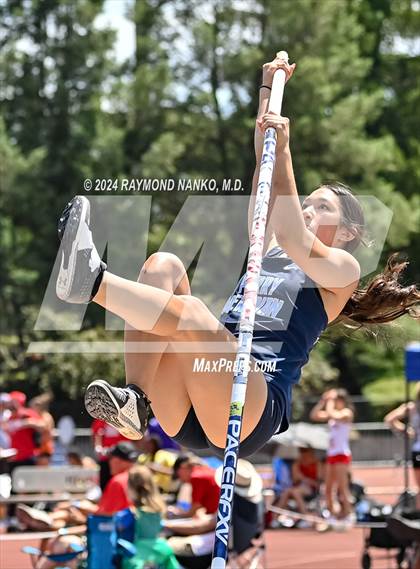 Thumbnail 1 in IHSAA Finals (Pole Vault)  photogallery.