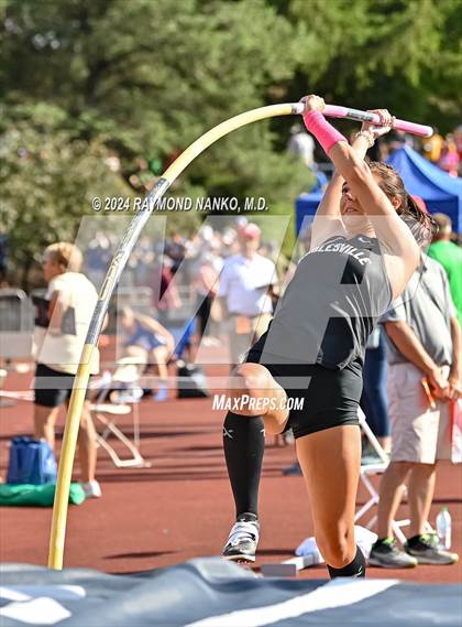 Thumbnail 2 in IHSAA Finals (Pole Vault)  photogallery.