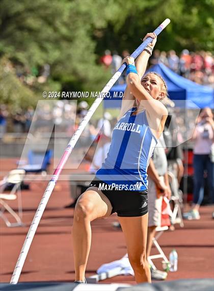 Thumbnail 2 in IHSAA Finals (Pole Vault)  photogallery.