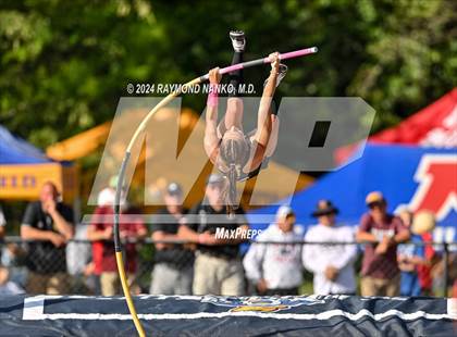 Thumbnail 2 in IHSAA Finals (Pole Vault)  photogallery.