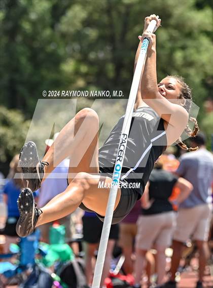 Thumbnail 1 in IHSAA Finals (Pole Vault)  photogallery.