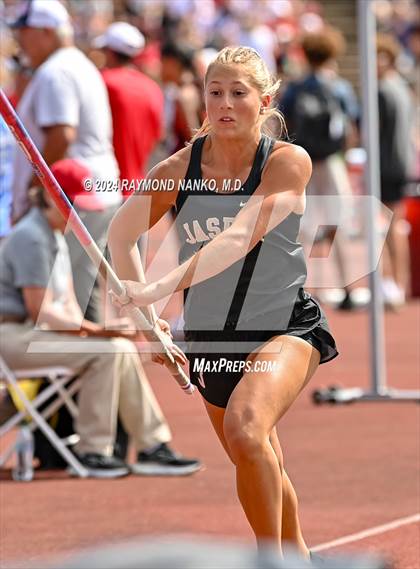 Thumbnail 2 in IHSAA Finals (Pole Vault)  photogallery.