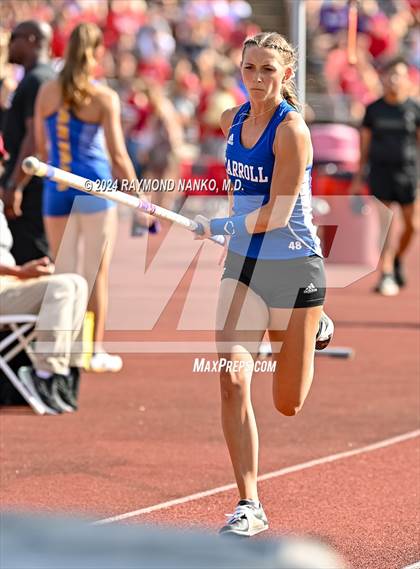 Thumbnail 2 in IHSAA Finals (Pole Vault)  photogallery.