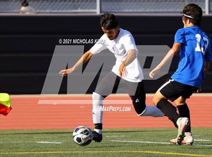 Thumbnail 3 in El Rancho vs. Lynwood (CIF SS D3 Playoffs) photogallery.
