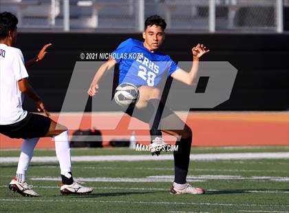 Thumbnail 3 in El Rancho vs. Lynwood (CIF SS D3 Playoffs) photogallery.