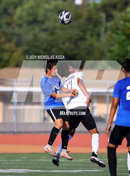 Thumbnail 1 in El Rancho vs. Lynwood (CIF SS D3 Playoffs) photogallery.