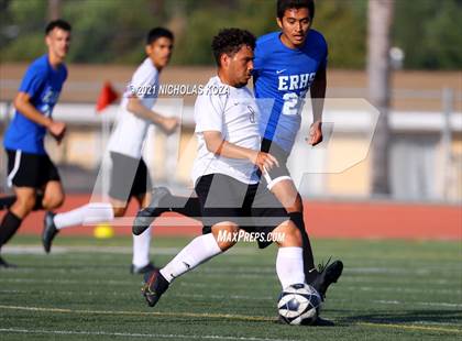 Thumbnail 3 in El Rancho vs. Lynwood (CIF SS D3 Playoffs) photogallery.
