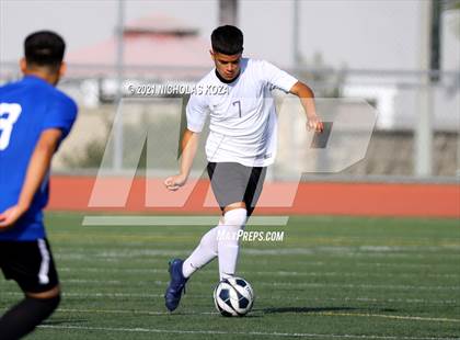 Thumbnail 3 in El Rancho vs. Lynwood (CIF SS D3 Playoffs) photogallery.