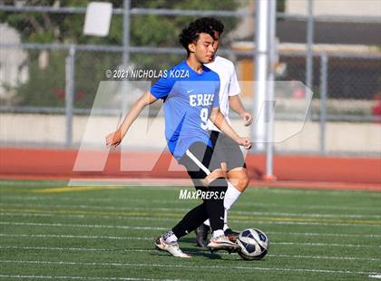 Thumbnail 2 in El Rancho vs. Lynwood (CIF SS D3 Playoffs) photogallery.