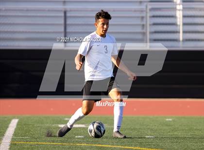 Thumbnail 1 in El Rancho vs. Lynwood (CIF SS D3 Playoffs) photogallery.